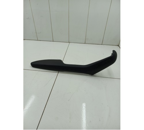 Подлокотник обшивки двери передний левый