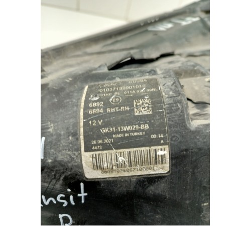 Фара передняя правая