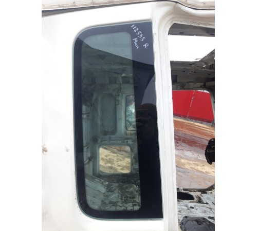 Стекло кабины глухое боковое правое