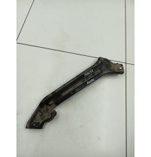 Кронштейн панели передний правый