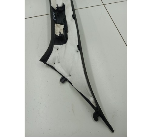 Обшивка стойки лобового стекла правая