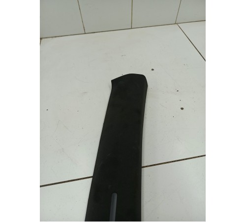 Обшивка стойки лобового стекла правая