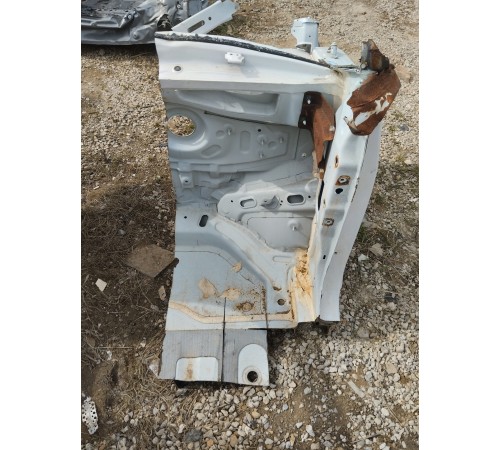 Лонжерон (четверть) передний правый