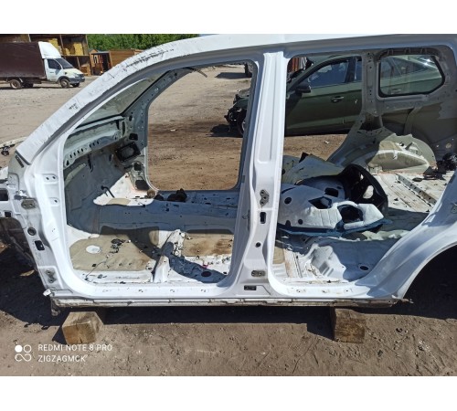 Порог со стойкой (передний левый)