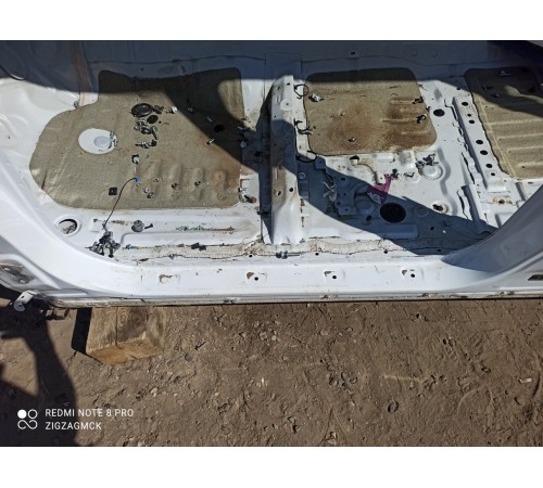 Порог со стойкой (передний левый)