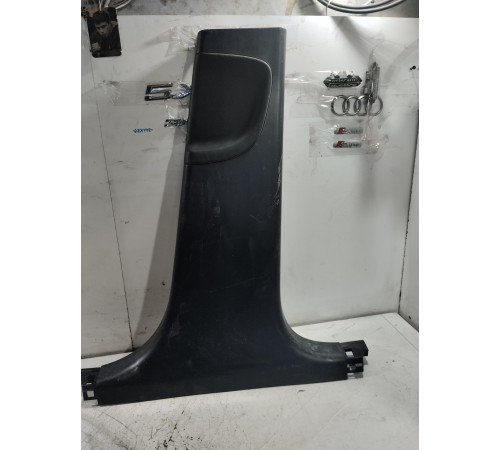 Обшивка стойки правая нижняя