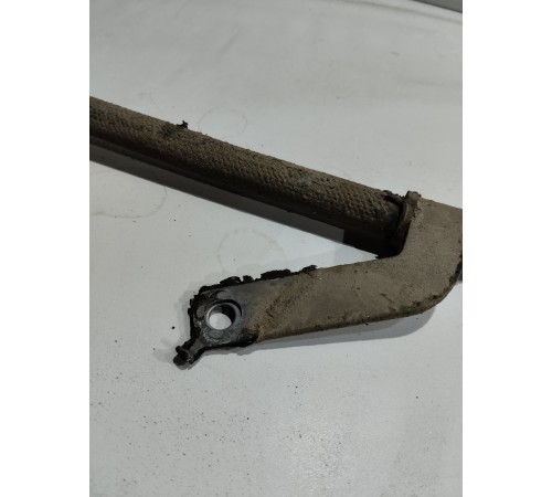 Трос ручного тормоза левый