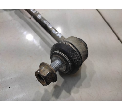 Стойка стабилизатора (задняя, правая)