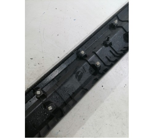 Накладка двери передняя правая