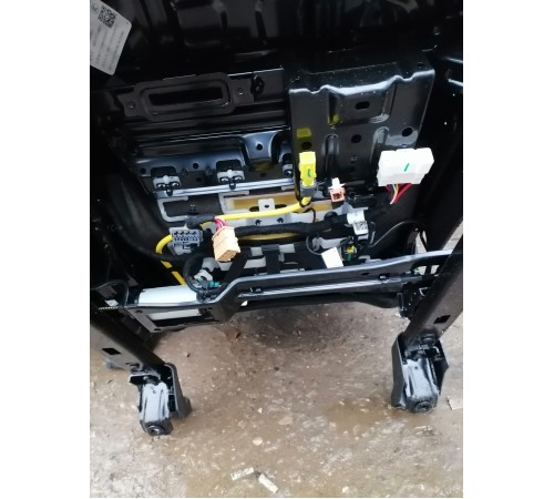 Сиденье переднее правое