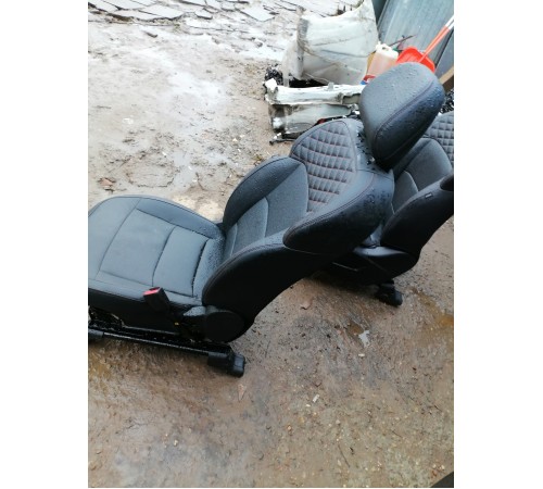 Сиденье переднее правое