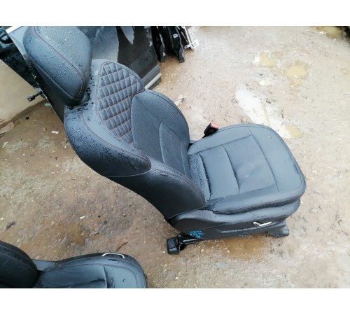 Сиденье переднее правое