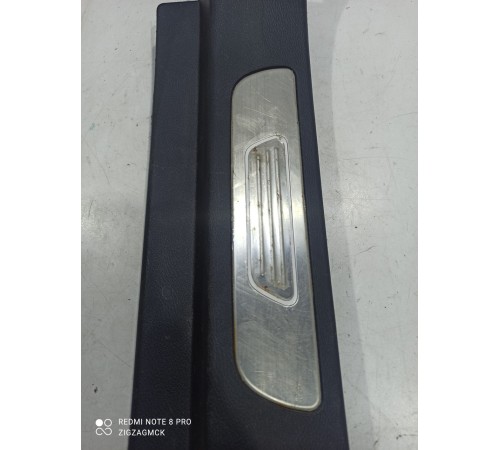 Накладка порога (задняя правая)