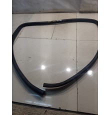 Уплотнитель двери (задний, правый)