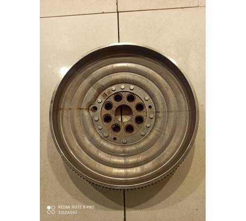 Маховик двухмассовый