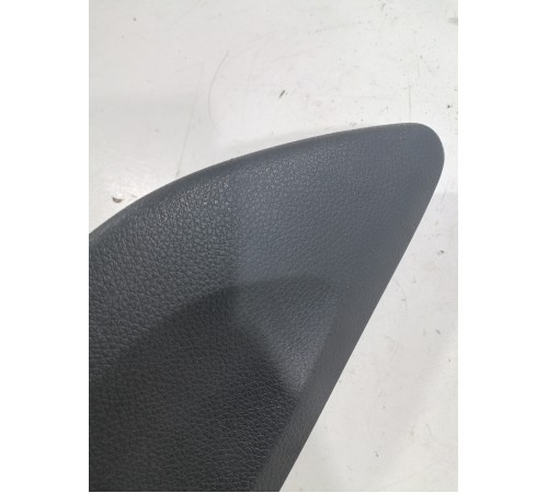 Пластик салона левый