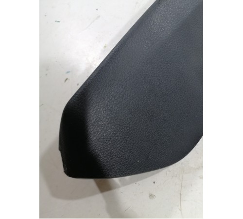 Пластик салона левый