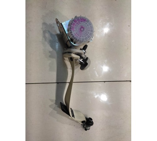 Ремень безопасности (задний, левый)