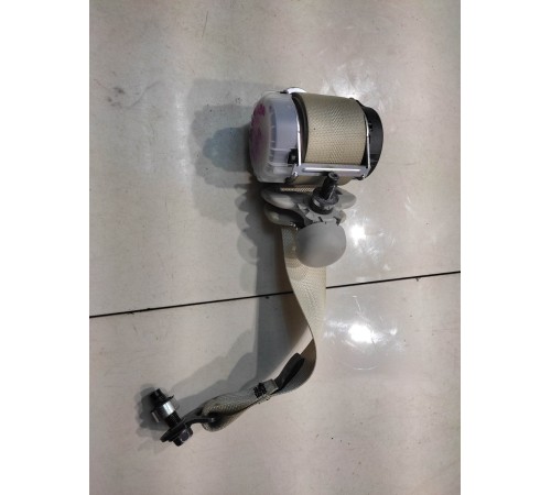 Ремень безопасности (задний, левый)