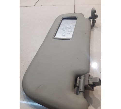 Козырёк солнцезащитный (левый)