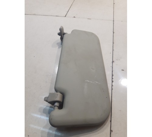 Козырёк солнцезащитный (левый)