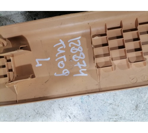 накладка порога левая