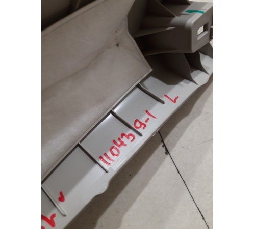 Обшивка стойки лобового стекла(левая)