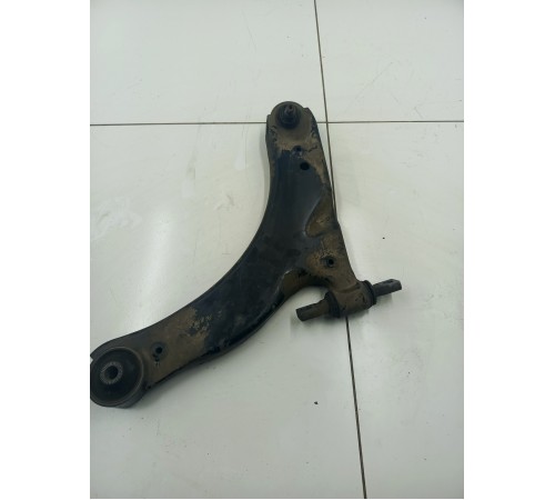 Рычаг передний правый