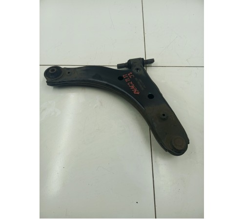 Рычаг передний правый