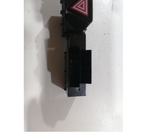 Кнопка аварийной сигнализации