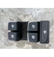 Блок управления стеклоподъемниками передний левый