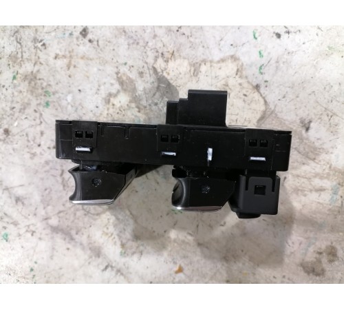 Блок управления стеклоподъемниками передний левый