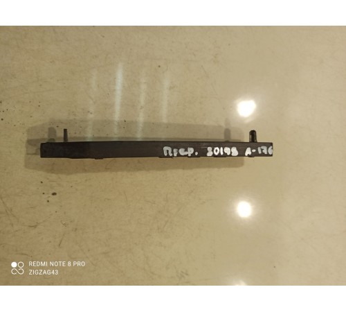 Кронштейн переднего бампера