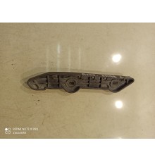 Кронштейн переднего бампера