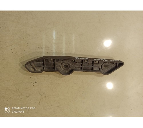 Кронштейн переднего бампера