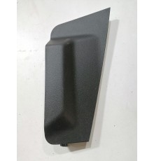 Накладка центральной консоли левая 