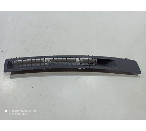 Воздушный дефлектор лобового стекла правый