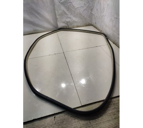 Уплотнитель двери (задний, правый)