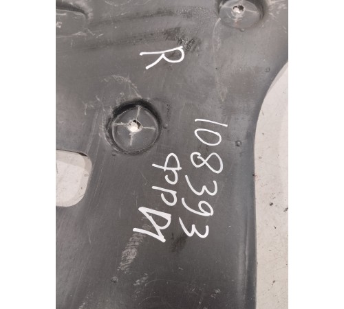 Шумоизоляция салона правая