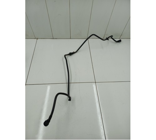 Трубка топливная