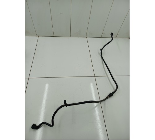 Трубка топливная