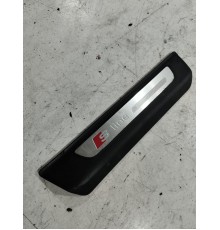 Накладка порога (задняя правая)