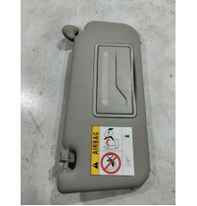 Козырёк солнцезащитный правый