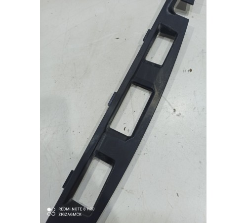 Накладка крышки багажника