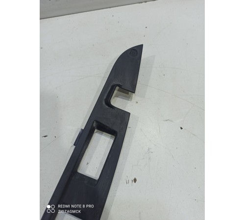 Накладка крышки багажника