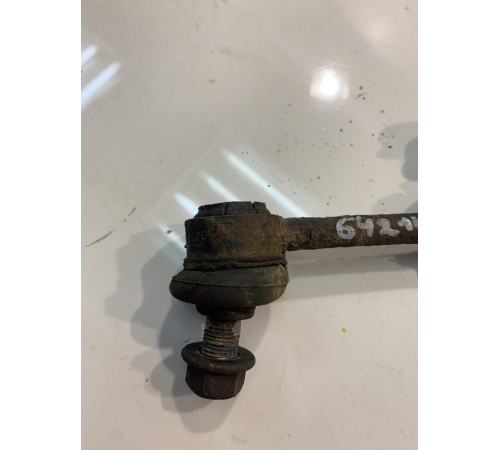 Стойка заднего стабилизатора