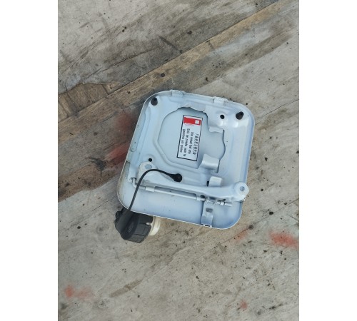 Лючок топливного бака