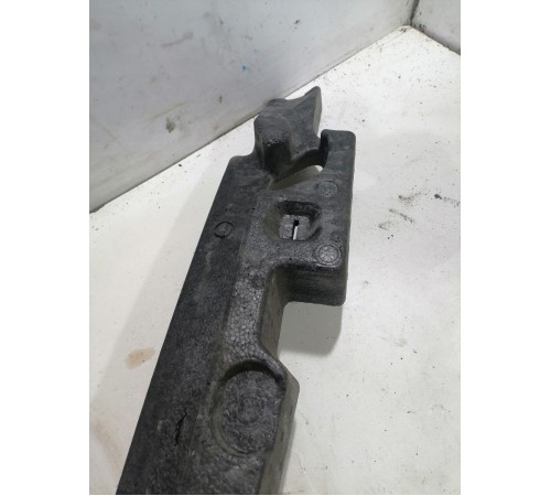 Абсорбер переднего бампера