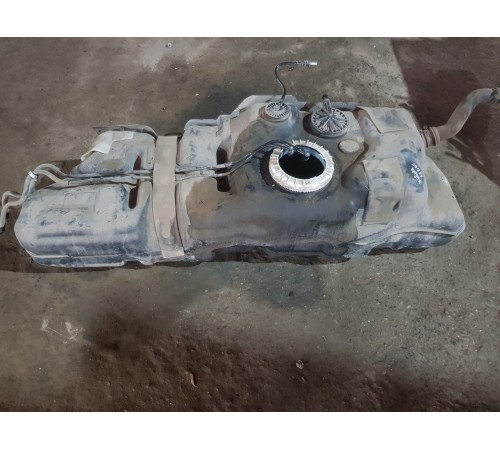 Бак топливный