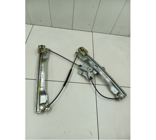 Стеклоподъёмник передний правый